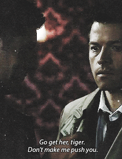 moosezekiel:supernaturalwanderlust:  5x03/9x06  #OK HOLY SHIT THOUGH  #WHAT IF  #ONE DAY  #deans trying to get him laid again okay right  #therye in a bar somewhere  #dean claps him on the shoulder  #’go get ‘em tiger!’  #cas falters