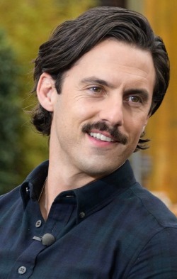 vjbrendan:  Milo Ventimiglia &amp; Mandy Moore Promoting ‘This Is Us’ on &lsquo;Extra’http://www.vjbrendan.com/2016/10/milo-ventimiglia-mandy-moore-promoting.html
