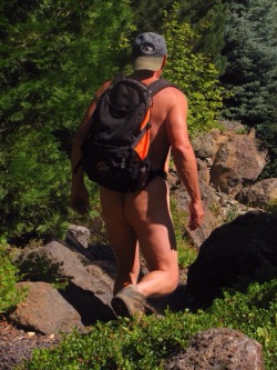 sixtysexyandfit:  Me, day hiking 