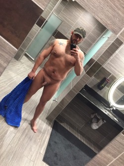 mikey905:  New towel for the gym lol