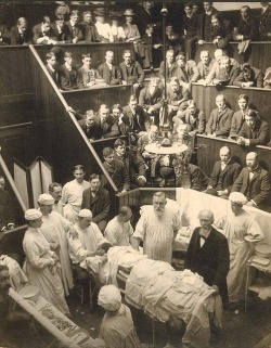 spoookyscary:  Vincenz Czerny (1842-1916) with Dr. Levi Cooper Lane in surgical amphitheater at Cooper Medical College by Stanford Medical History Center 1901  kinda glad we got way more technical nowadays