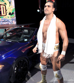 fishbulbsuplex:  Alberto Del Rio  I miss Alberto&rsquo;s cars! He always looked so hot driving them to the ring. I would love to be in sitting shotgun, preparing him for his match ;)