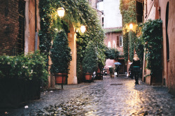 travelingcolors:  Trastevere,_Rome | Italy