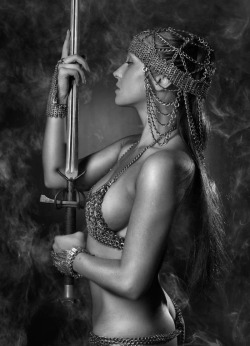 Not Quite Naked tweets outstanding portfolio photos daily @nqnu touchn2btouched:  warrior    