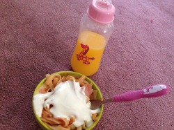Lunch!!!! Pasta and Orange juice :D