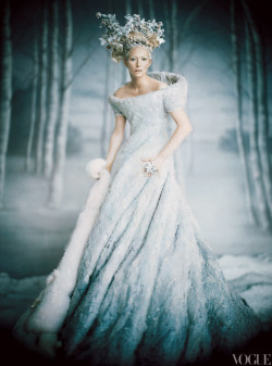 andrewlipsky:  Tilda Swinton in costume for Vogue as the White Witch from “The Lion, the Witch and the Wardrobe” 