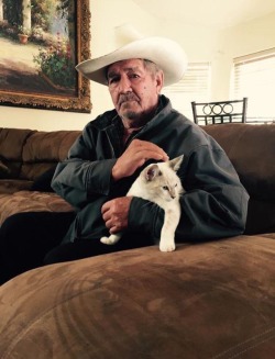 nop0stacabron:  fiending4mylust:  boyzdocry:  hey guys, my friend fiending4mylust grandpa went missing yesterday morning in the LA area, he was last seen near Olympic Blvd and Hoover st. please help her and her family by reblogging this and spreading