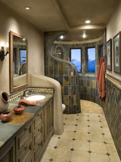 sweetestesthome:  Love the shower…no curtain, no door, no obstruction!!