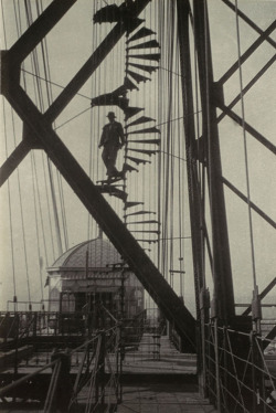 last-picture-show: Herbert Bayer, Port Transbordeur, Marseilles, 1928