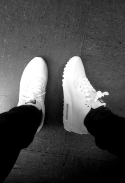 shoe-pornn:  Nike Air Max 90-Hyperfuse-White-Independence Day. 