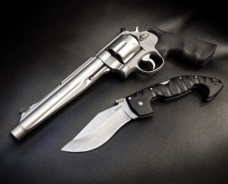 coldsteelknives:  Cold Steel Spartan and Smith &amp; Wesson Model 929 .44 Magnum