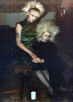 stayfree70:  Luton 80s Caroline &amp; Tracy Bleached Babes