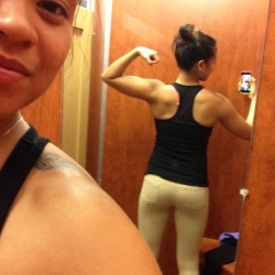 jroseobafial:  I honestly was just checking out my ass in these pantsâ€¦ Didnâ€™t like the ass, but I threw in a little #flex #fittingroom #filipina #noass #buildabooty