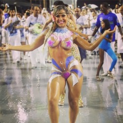 Woman in body paint at a Brazilian carnival.
