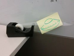 thewomanwiththetattooedfeet:  lilysinthefall:  A UFO caught on tape!!!!!!!!!!!!!!  get out   haha