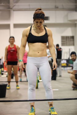 fuckyeahcrossfit:  shfhs:  Some of my favorite female crossfitters