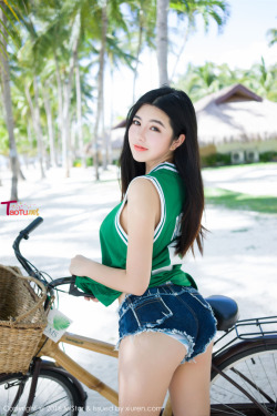 s3xy-asian:    Girls in Shorts ♡  