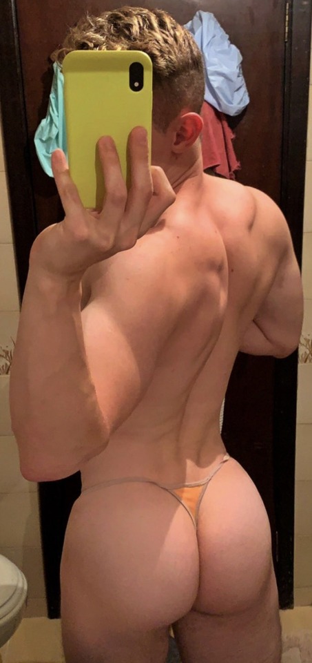 funnyboy86:lingerieandthongs:I&rsquo;m inlove🔥🔥🔥  For more uncensored gay porn visit and follow Twitter.com/gaily_x  🍆💦💦🍑