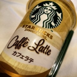 #starbucks #caffelatte to go  (at Starbucks GINZA-MATSUYA street)