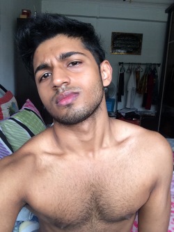 sgmalayguys:  Fan submission: “He is Malay I promise. He is mixed blood that’s why look Indian-ish 😄 post this up please.” This particular person seems me to really want me to post this. I guess I’ll just publish it to make him happy. heh.