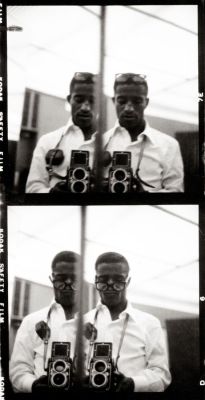 itsavintagething:  Sammy Davis Jr’s selfies #classiccamera