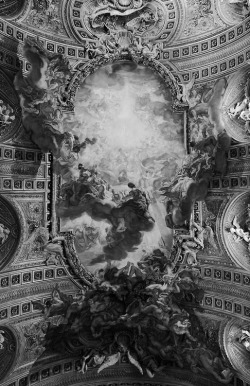 excelsior-praeteritum:  Rome, Église du Gesù, Fresque by Jean-Christophe BENOIST Edited photo by Excelsior Praeteritum  ALWAYS, look up.