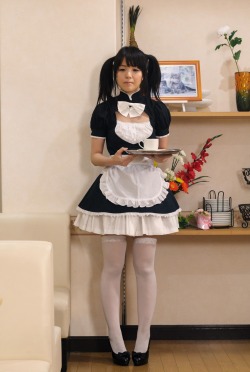 ashleyserves:  asianslaveworship:  Once she’s done cleaning, a hot little Japanese maid has some other duties to attend to too.   Mmm yes we do Sir