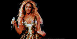 thepizzadog:  Beyonce Delivers   XD