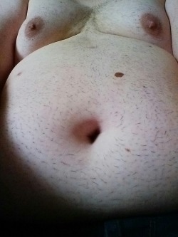 Tummy Tuesday :) also, I&rsquo;ve now set up stuff for donations if you wanna help a poor starving young boy pig out. Message me for details!