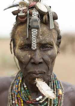 neya-andy:  Dassanech tribe in Ethiopia,  photo by Eric Lafforgue (x) 