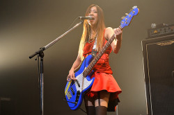 Tomomi Ogawa, bassist for Japanese girl band Scandal