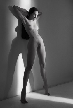 great assets:Margo Ampbest of erotic photography:www.radical-lingerie.com