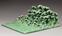 dead-molchun: Ai Weiwei. The Wave 2005 (15,6 x 43 x 37,5 cm) Glazed ceramic.