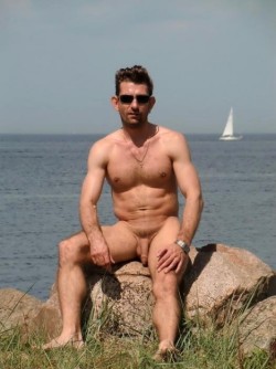 outdooraussiend:  Follow me  at: Aussie Newd Dudes Hairy Men Smooth Men Safe For Work  Outdoor Nudist Men  Nov is HOT with Male Porn Stars 