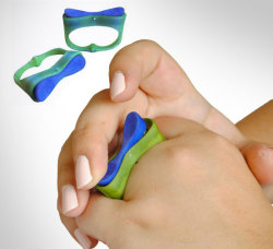 odditymall:  Fidget Rings are rings that help you fidget, and are sure to make everyone around you uncomfortable. —-&gt;http://odditymall.com/fidget-rings 