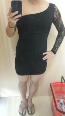 Submit your own changing room pictures now! Dream dress for cheap via /r/ChangingRooms http://ift.tt/28OY5uB