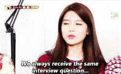 jessicajuns-blog-deactivated202:  Girls’ Generation shooting down the typical girl group questions. 