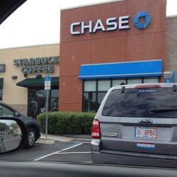 My kind of bank, love chase. They are connected to a Starbucks! 😊 #Chase #Bank #coffee #Starbucks ☕️