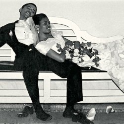chawklitgoddess:  securelyinsecure:  The Obamas  I love it. Love love love it