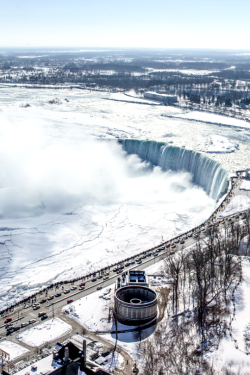 cknd:  Niagara Falls in Winter