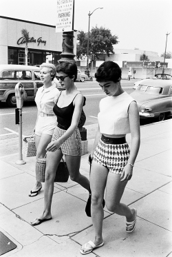 vintagegal:  Female Short Pants photographed by Allan Grant c. 1950s (via) 