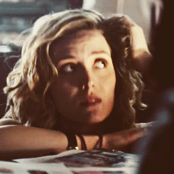 thequeerclone:  #and here we have the puppy delphine in her habitat #having a discussion