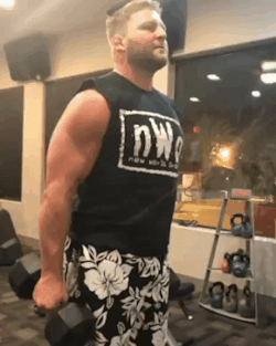 Colby Jansen working out  in a NWO shirt 😍