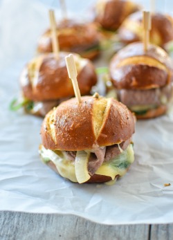 do-not-touch-my-food:Roast Beef and Brie Sliders with Caramelized Onions