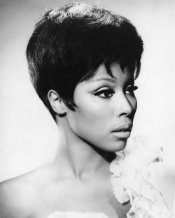 drlightfoot:  pashionforfashion21allday:  gradientlair:  Legendary Black women in film/television! Diahann Caroll (77), Cicely Tyson (79), Nichelle Nichols (80), Ruby Dee (90).  Omg 😍  Cicely Tyson is 91 tho 🤔she is goals Forreal 