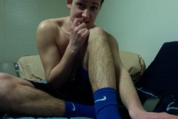 guysinshortsandsocks:  You know they are hot!