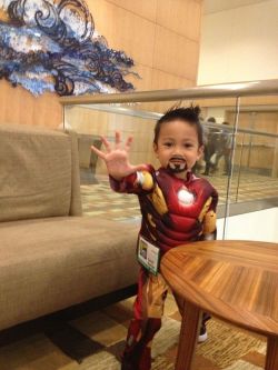 nerdsandgamersftw:  Most adorable Iron Man cosplay I’ve seen [Via]