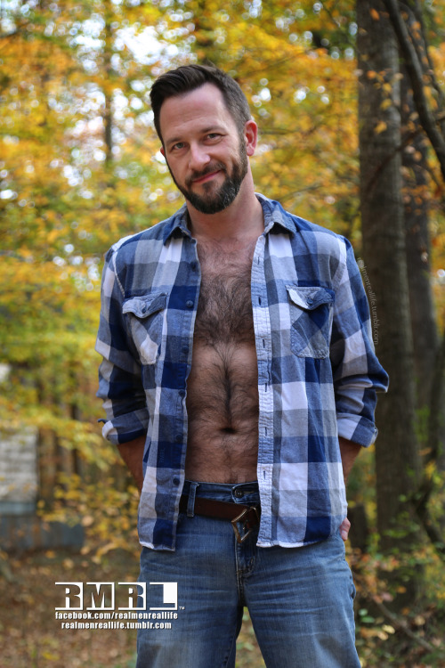 furrycritter572:  realmenreallife:  I’m so grateful for beautiful guys like Brian!  So, yes…this happened! And it was awesome! I hope you all enjoy these pics by @realmenreallife!  Enjoying your pics; nicely done and so glad you’re back