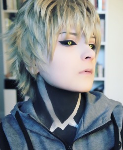 raspberryandechinacea:  hiso-neko:  Here it is!! My first Genos test.There’s some stuff I need to work out, this was my first time with body paint and I did have to (poorly) edit the corners of my eyes, even with scleras. But I’m honestly really happy
