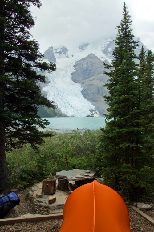 brutalgeneration:  Camping @ Berg Lake Campground (by Feffef)   What a way to wake up